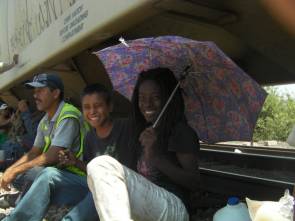 Pic: "Smiling Honduran tramps" - © 2010 Bo Keeley - Size: 14k