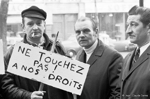 Pic: "Cheminots à Pantin, 1969" - © 1969 Jean-Claude Seine - Size: 36k